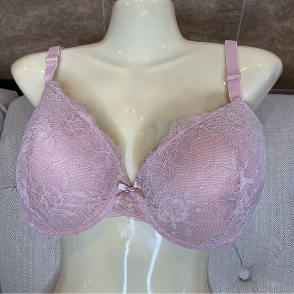 X:  Laura Ashley Lot of 2 Light and Dark Pink Lacy Bra Sz 40D - Picture 6 of 11